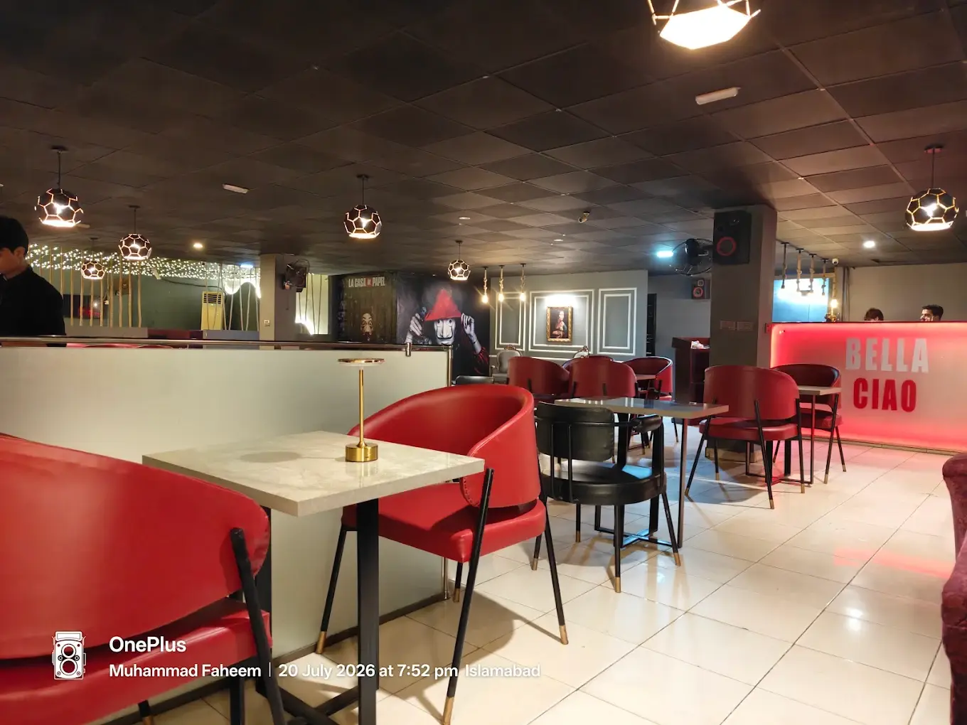 Inside Bella Ciao, F-11 Markaz