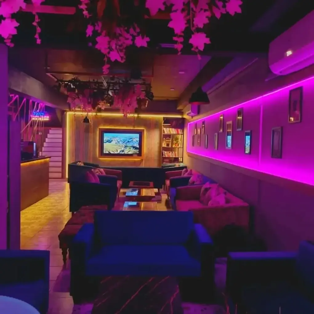 Inside Bon Appetit Cafe, DHA Phase 6 (Rahat)