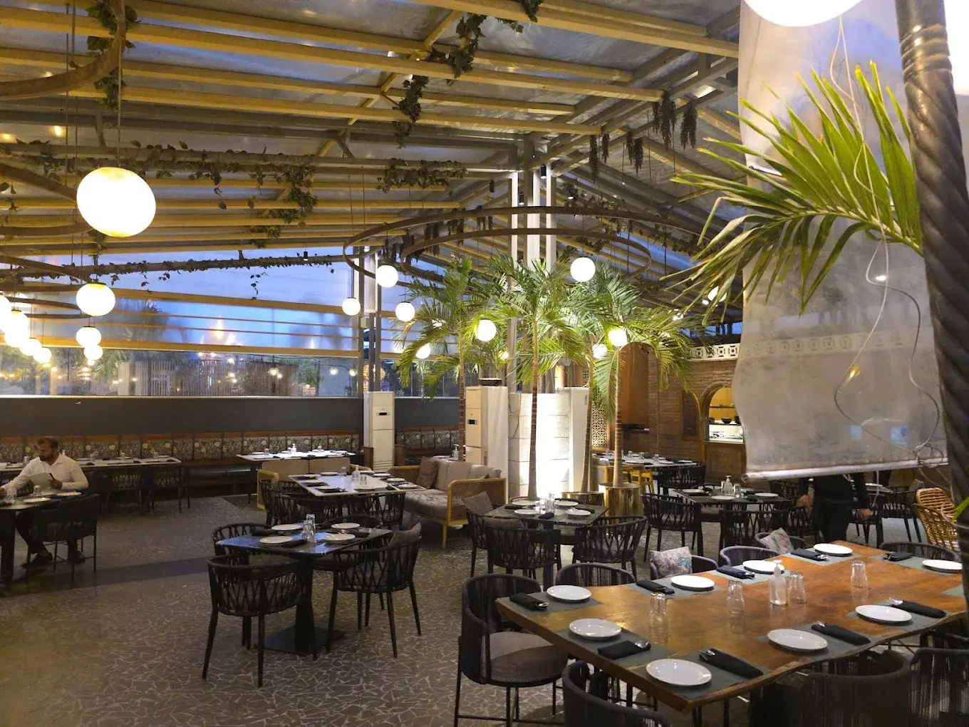 Inside Ghalib Restaurant Karachi, Shahrah-e-Faisal