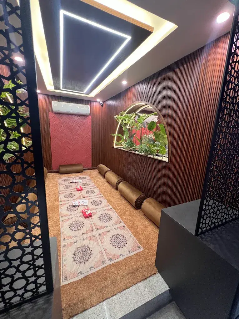 Inside Hot N Spicy Khadda Market, DHA Phase 5 (Khadda Market)