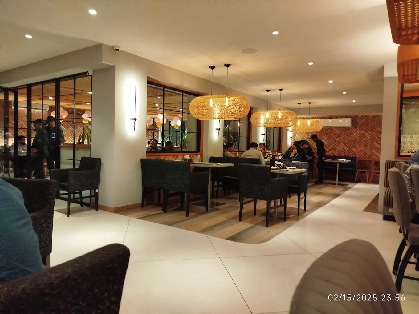 Inside Real Spice - Tariq Road, Tariq Road / PECHS