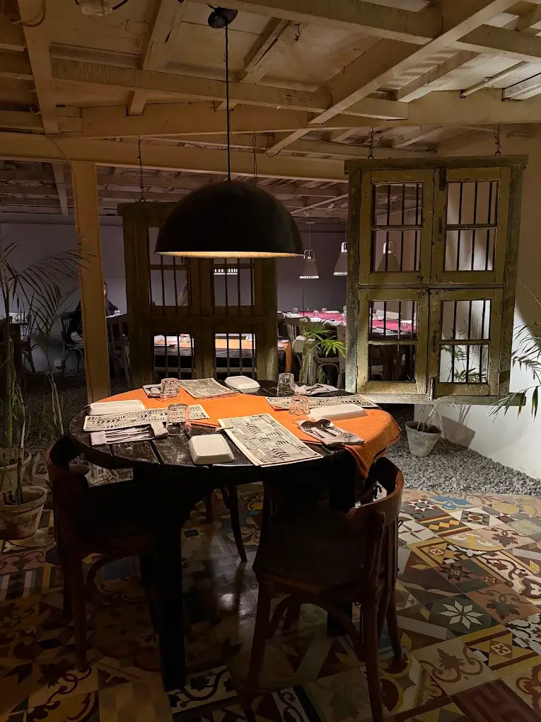 Inside The East End, Clifton Block 8