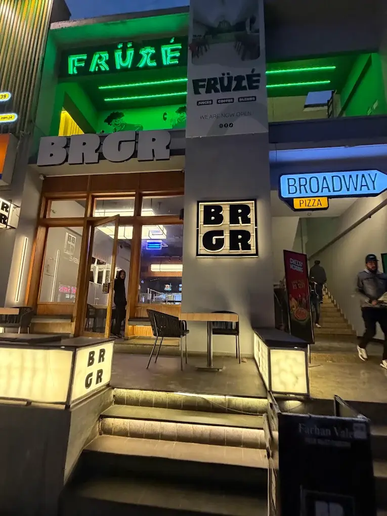 Inside BRGR Askari 10, Askari 10