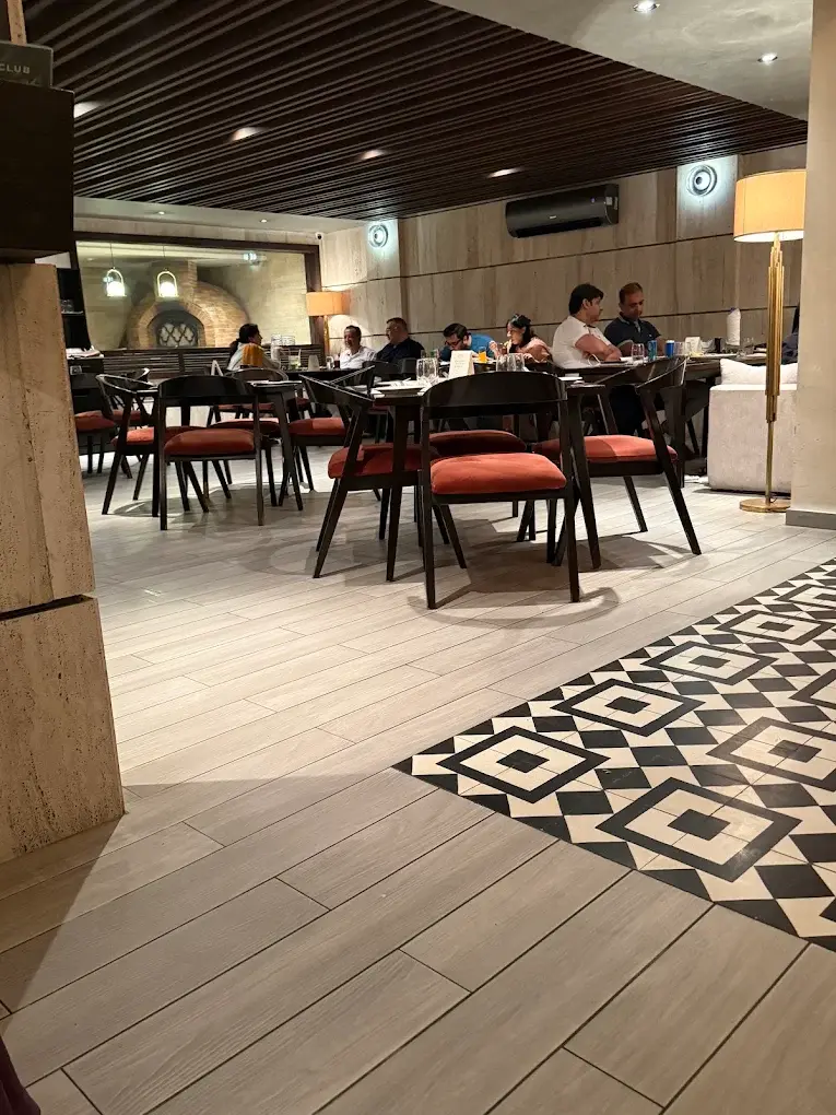 Inside Cafe Aylanto DHA Phase 3, DHA Phase 3 - Z Block