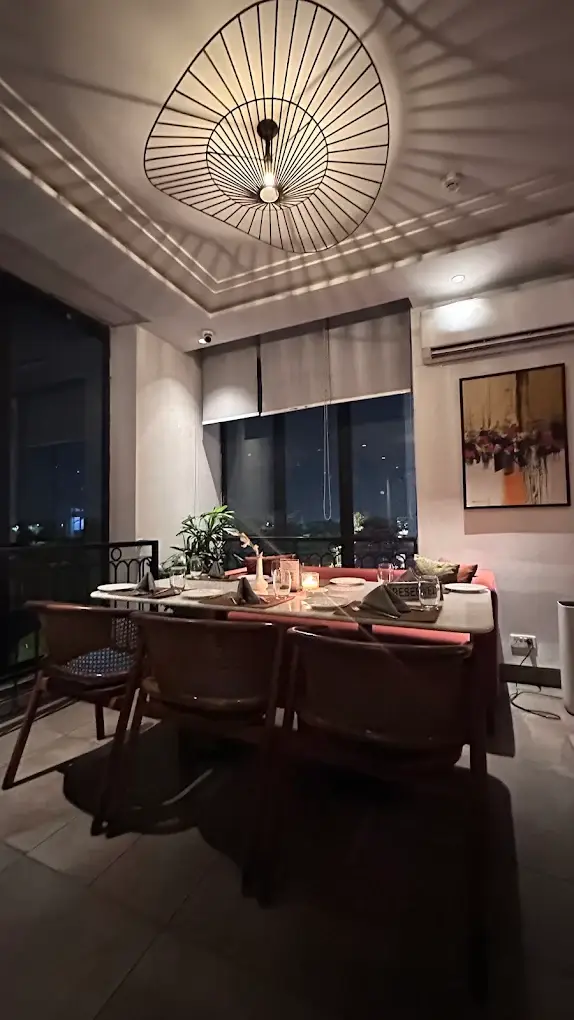 Inside Cafe Aylanto Raya, DHA Raya - Fairways