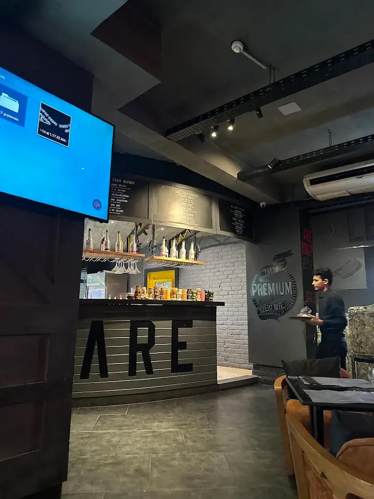 Inside RARE, Gulberg - Galleria (MALL)