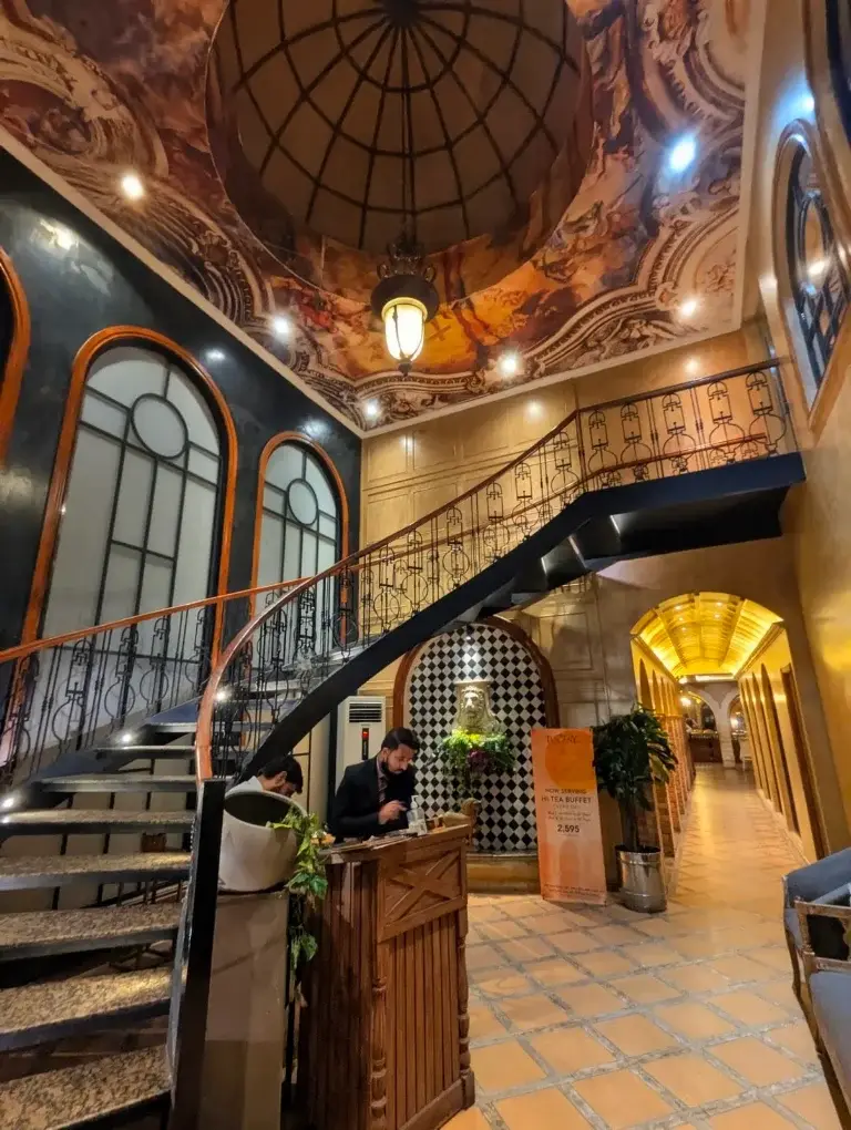 Inside Tuscany Courtyard Lahore, Gulberg - MM Alam Rd